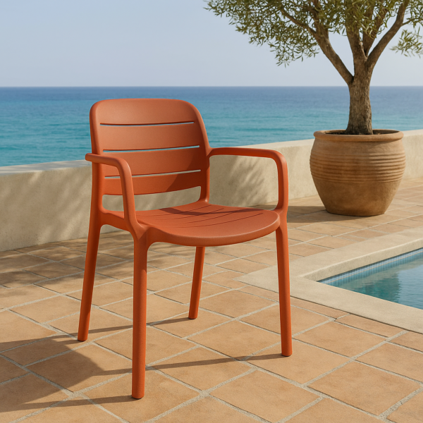 Silla de exterior apilable con brazos modelo Miami – polipropileno resistente en varios colores