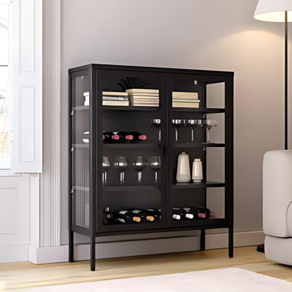 Vitrina baja negra de metal y cristal, ideal para salón o comedor moderno.