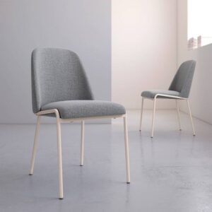 Silla Yechar tapizada con estructura metálica blanca, disponible en varios colores. Diseño moderno y ergonómico para comedores.